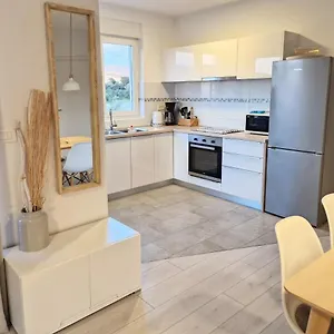  Apartment Nina Kroatien